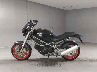 Ducati Monster 400 2005