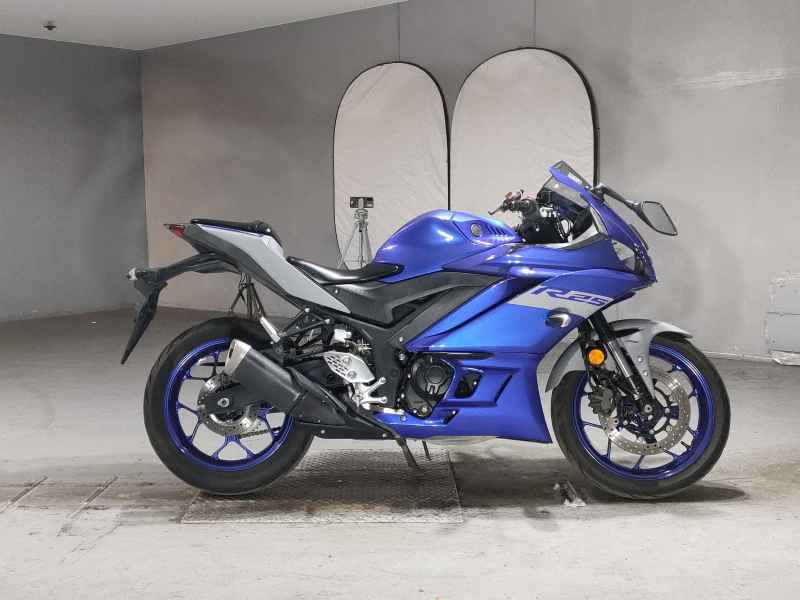 Yamaha YZF-R25 2021