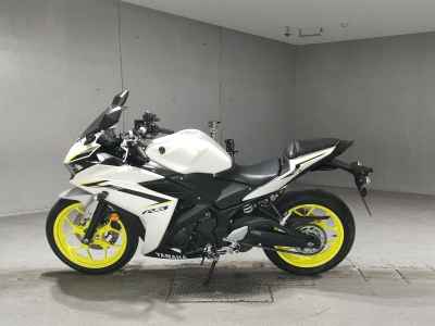 Yamaha YZF-R3 2018