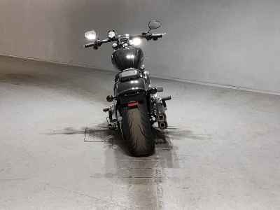 Harley-Davidson Breakout FXBRS1870 2022