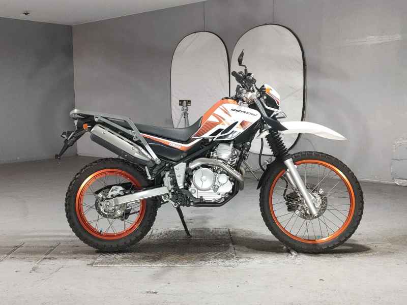 Yamaha XT250 Serow 2018