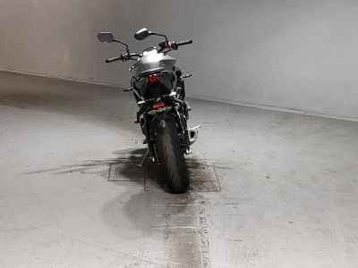 Triumph Street Triple R 2023