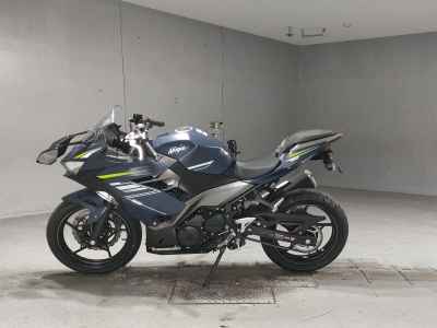Kawasaki Ninja 400 2023