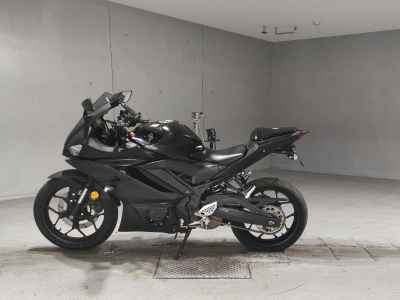 Yamaha YZF-R25 2020