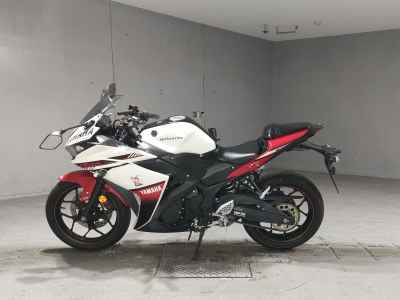 Yamaha YZF-R25 2016