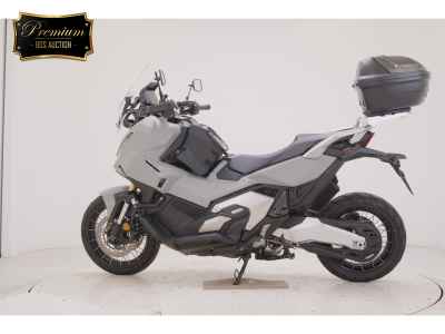 Honda X-Adv 750 2025