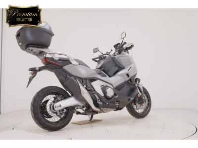 Honda X-Adv 750 2025