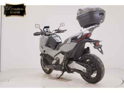 Honda X-Adv 750 2025