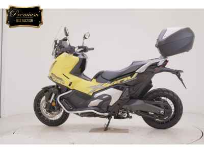 Honda X-Adv 750 2025