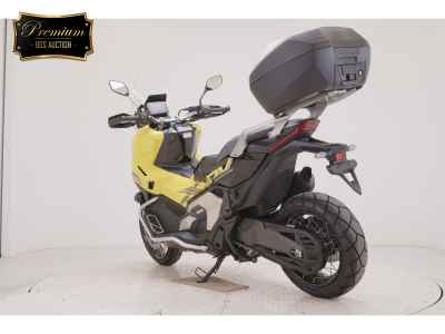 Honda X-Adv 750 2025