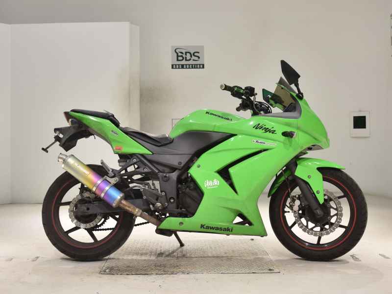 Kawasaki Ninja 250R 2011