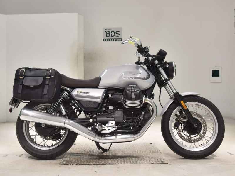 Moto Guzzi V7 Special 2023