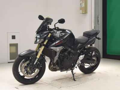 Suzuki GSR750