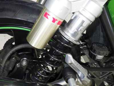 Kawasaki ZRX400 2005