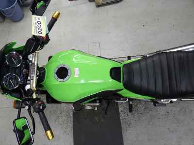 Kawasaki ZRX400 2005