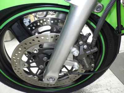 Kawasaki ZRX400 2005