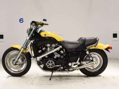 Yamaha V-Max 1200 2024