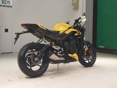 Triumph Street Triple 2010