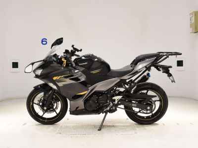 Kawasaki Ninja 400 2022