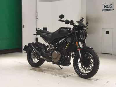 Husqvarna Svartpilen 401 2022