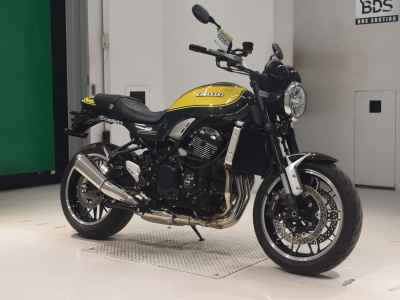 Kawasaki Z900RS 2024