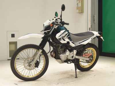 Yamaha XT250 Serow 2016