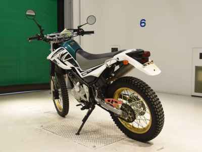 Yamaha XT250 Serow 2016