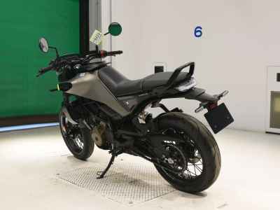 Husqvarna Svartpilen 401 2024