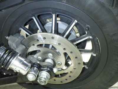 Harley-Davidson Sportster Iron XL883N 2014