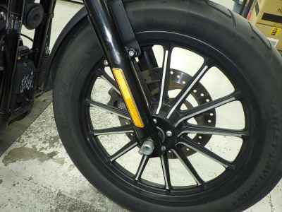 Harley-Davidson Sportster Iron XL883N 2014