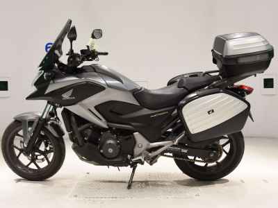 Honda NC750X DCT 2015