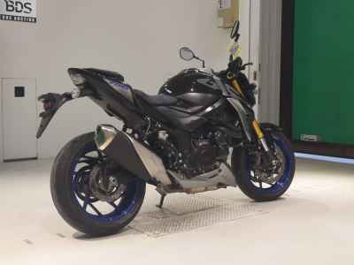 Suzuki GSX-S750 2023