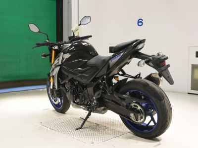 Suzuki GSX-S750 2023