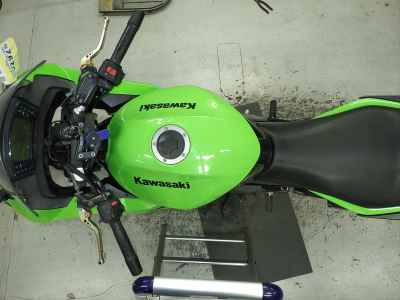 Kawasaki Ninja 400R 2011