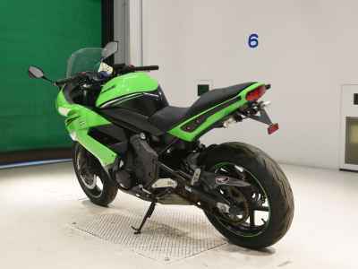 Kawasaki Ninja 400R 2011