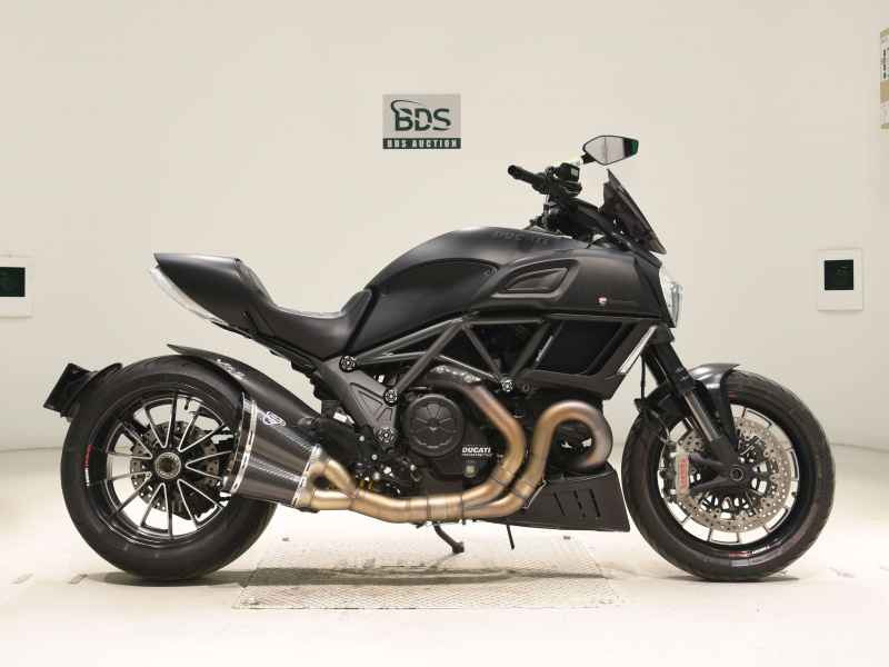 Ducati Diavel 2016