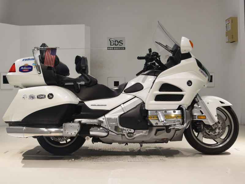 Honda GL1800 Gold Wing Airbag Navi 2012