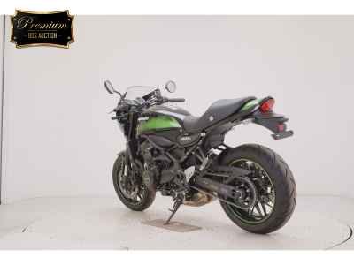 Kawasaki Z900RS Cafe 2025