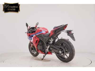 Honda CBR400R 2025