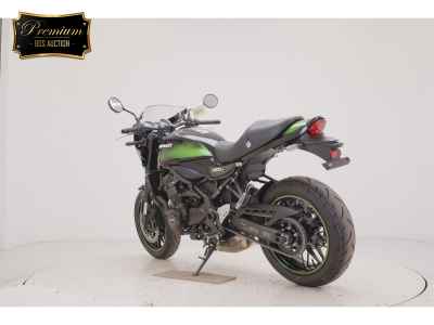 Kawasaki Z900RS Cafe 2025