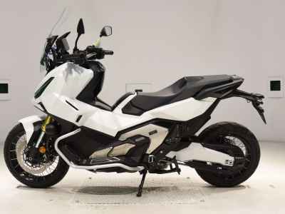 Honda X-Adv 750 2025