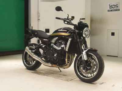 Kawasaki Z900RS 2025