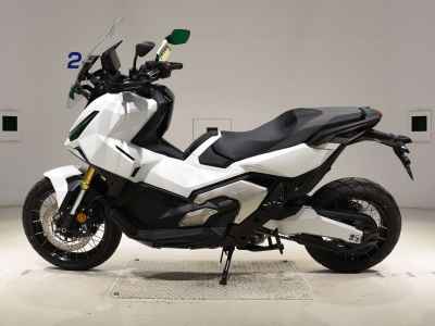 Honda X-Adv 750 2025