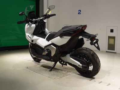 Honda X-Adv 750 2025