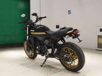 Kawasaki Z650RS 2024