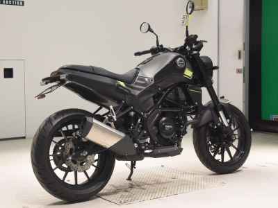 Benelli Leoncino 250 2022