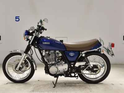 Yamaha SR400 2021