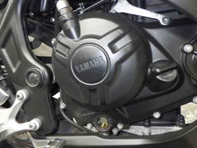 Yamaha YZF-R25 2015