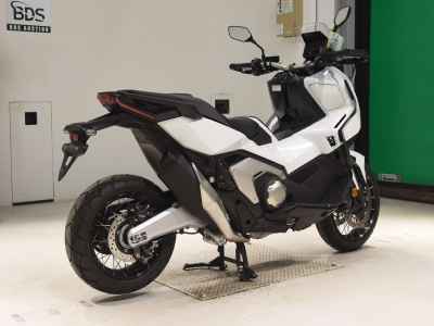 Honda X-Adv 750 2025