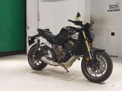 Honda CB650R E-Clutch 2025